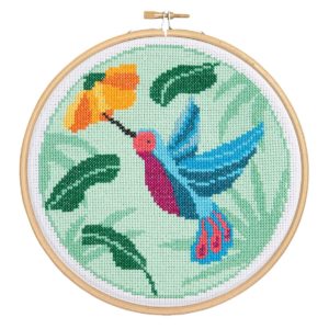 Vogel sticken: Super schönes Kreuzstich-Motiv mit einem Kolibri und gelber Hibiskus-Blüte
